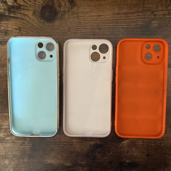 ⚡️ FLASH SALE ⚡️ Set Of 3 iPhone 13 Cases!! - Picture 2 of 6